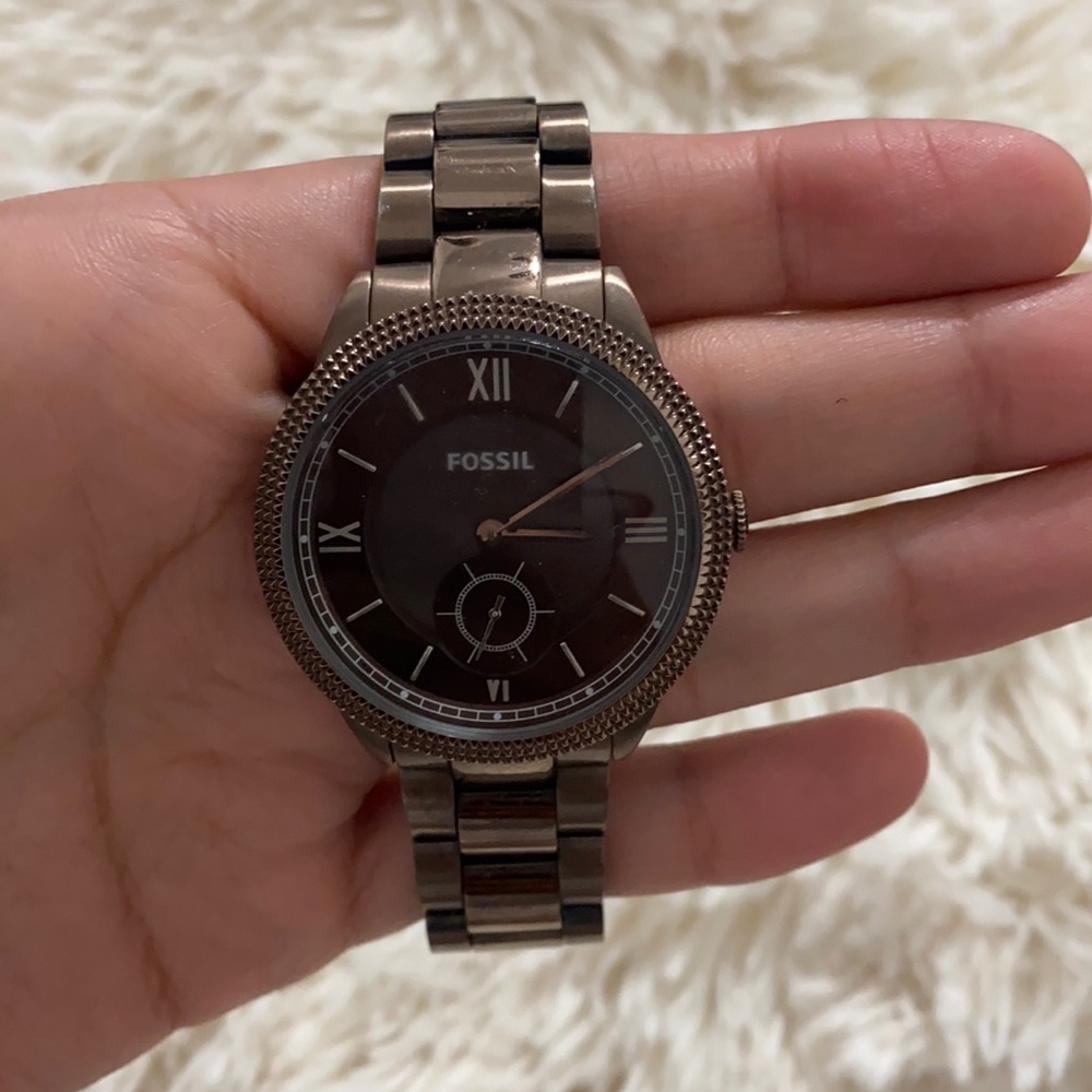 BROWN FOSSIL WATCH